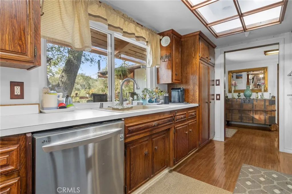 514 S Live Oak Park, Fallbrook, CA 92028 514 S Live Oak Park, Fallbrook, CA 92028