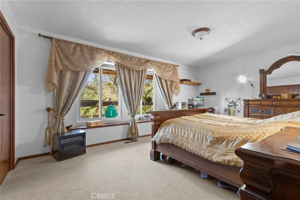 514 S Live Oak Park, Fallbrook, CA 92028 514 S Live Oak Park, Fallbrook, CA 92028