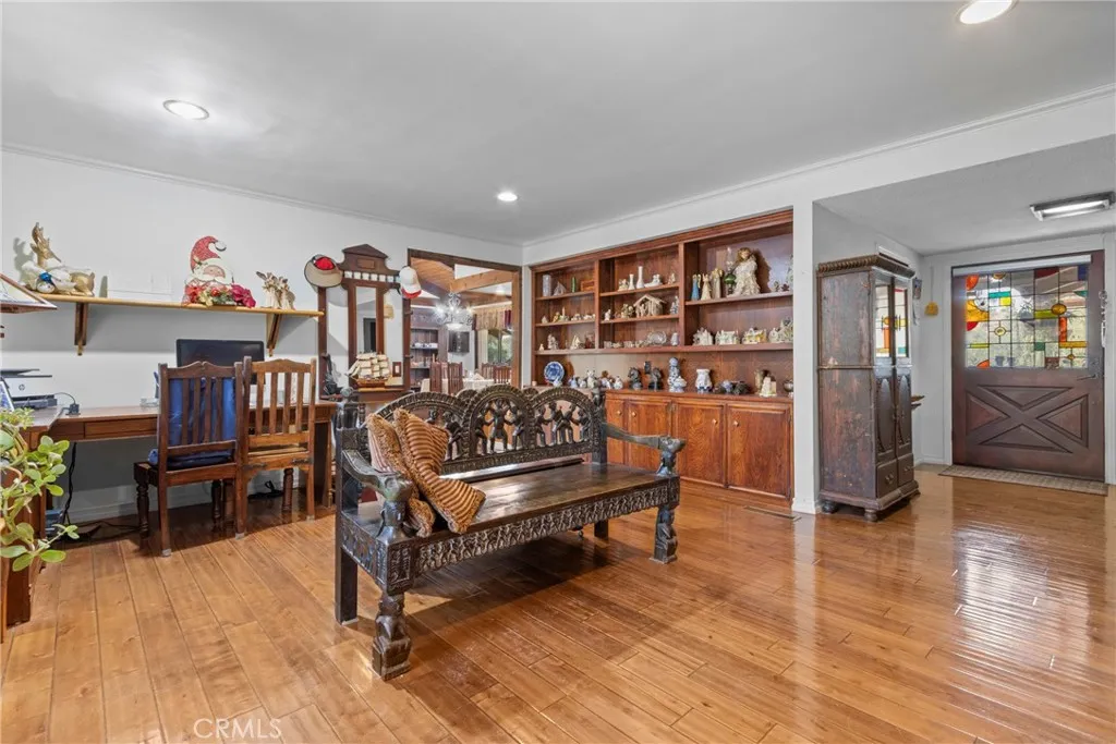 514 S Live Oak Park, Fallbrook, CA 92028 514 S Live Oak Park, Fallbrook, CA 92028