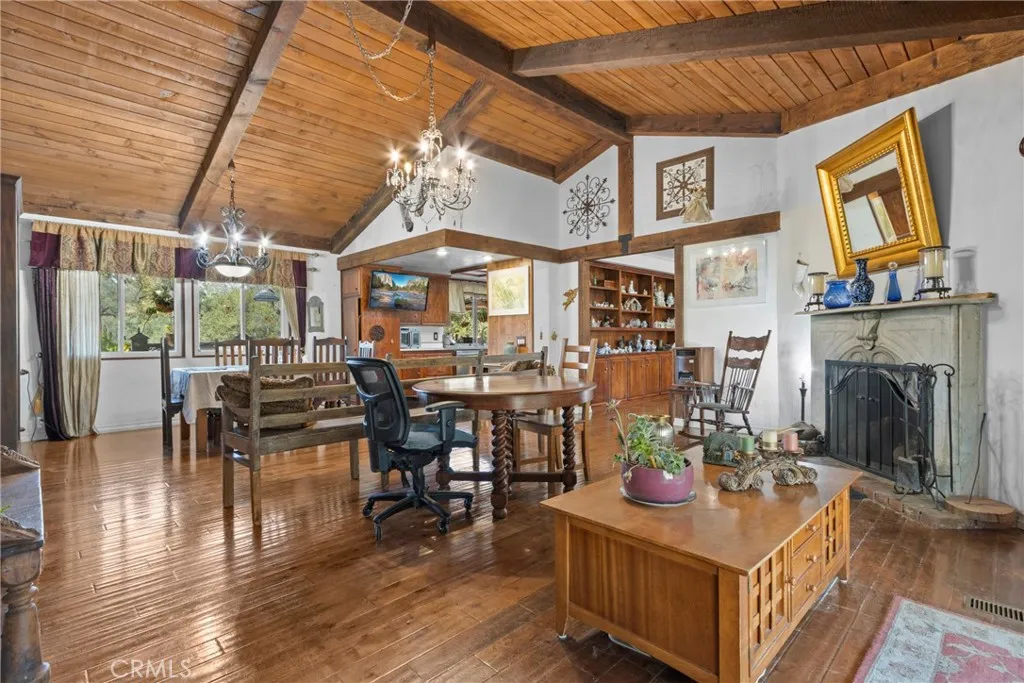 514 S Live Oak Park, Fallbrook, CA 92028 514 S Live Oak Park, Fallbrook, CA 92028