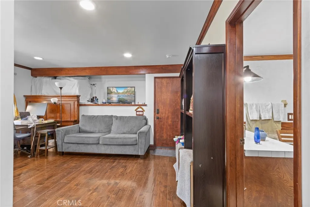 514 S Live Oak Park, Fallbrook, CA 92028 514 S Live Oak Park, Fallbrook, CA 92028