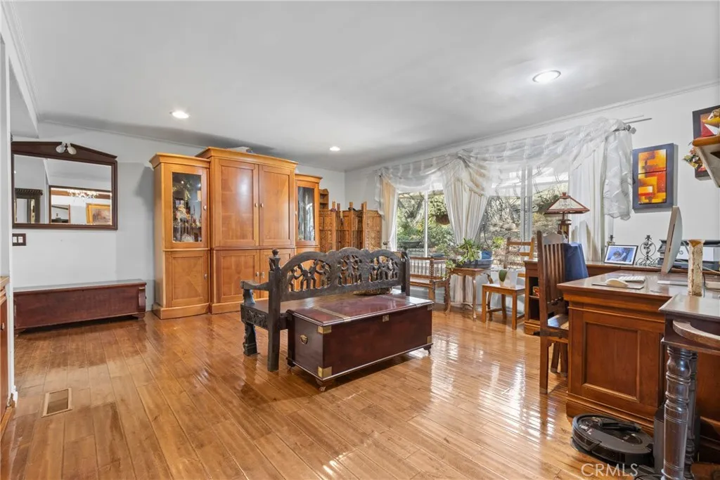 514 S Live Oak Park, Fallbrook, CA 92028 514 S Live Oak Park, Fallbrook, CA 92028