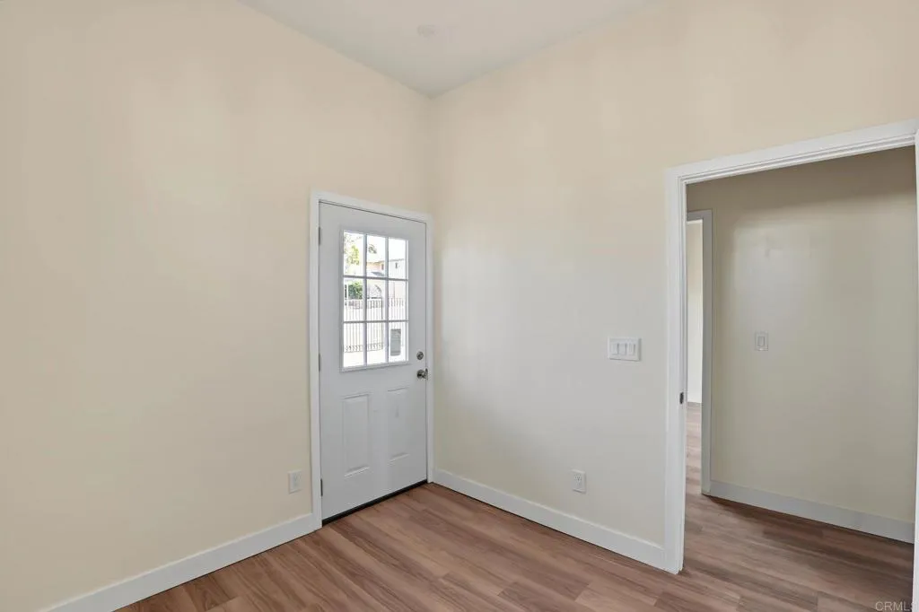 https://cdn.realtyfeed.com/cdn/127/307103660/c3cf2417daf38edcc470c727b2c424c4.webp
