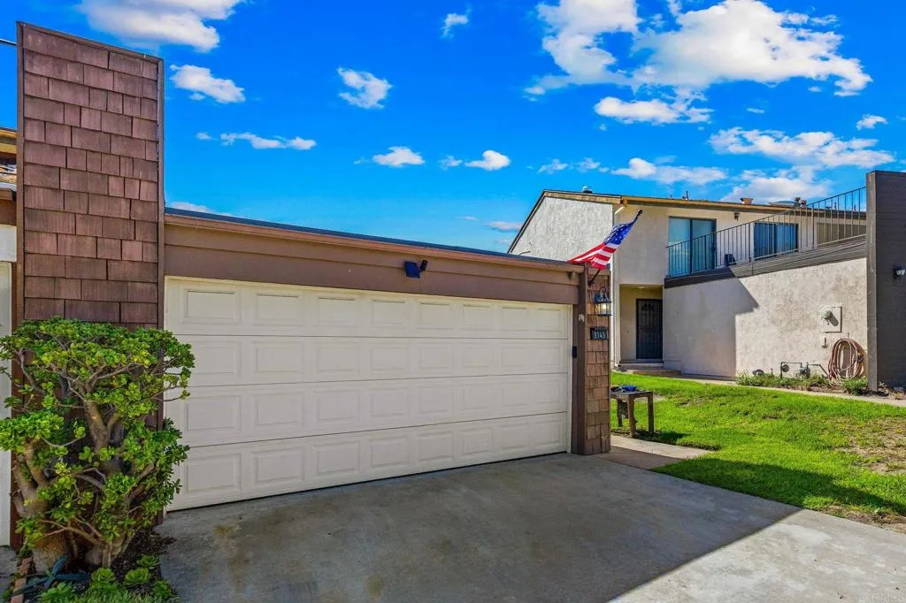 https://cdn.realtyfeed.com/cdn/127/307103667/667021724cf29e7d9d1c1a4ea75b93e5.webp