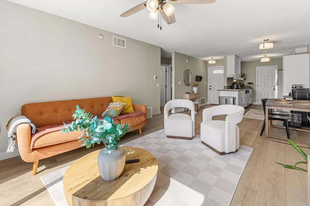 https://cdn.realtyfeed.com/cdn/127/307103667/9375dfcae81f5d1b0a7e8912ca8b38f4.webp