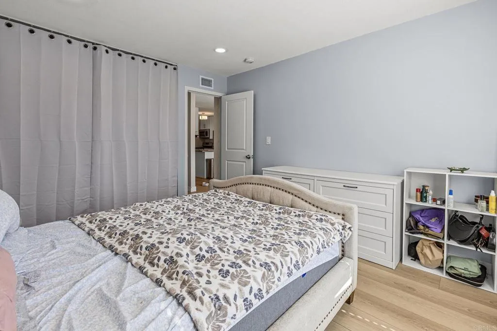 https://cdn.realtyfeed.com/cdn/127/307103667/b94ac0f0332a1c8f3d46d93c1d8fe519.webp