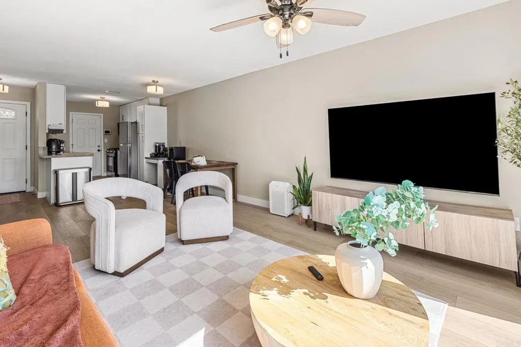 https://cdn.realtyfeed.com/cdn/127/307103667/bc255a10e7f1c4d5e7d9bd9f7efef9cf.webp