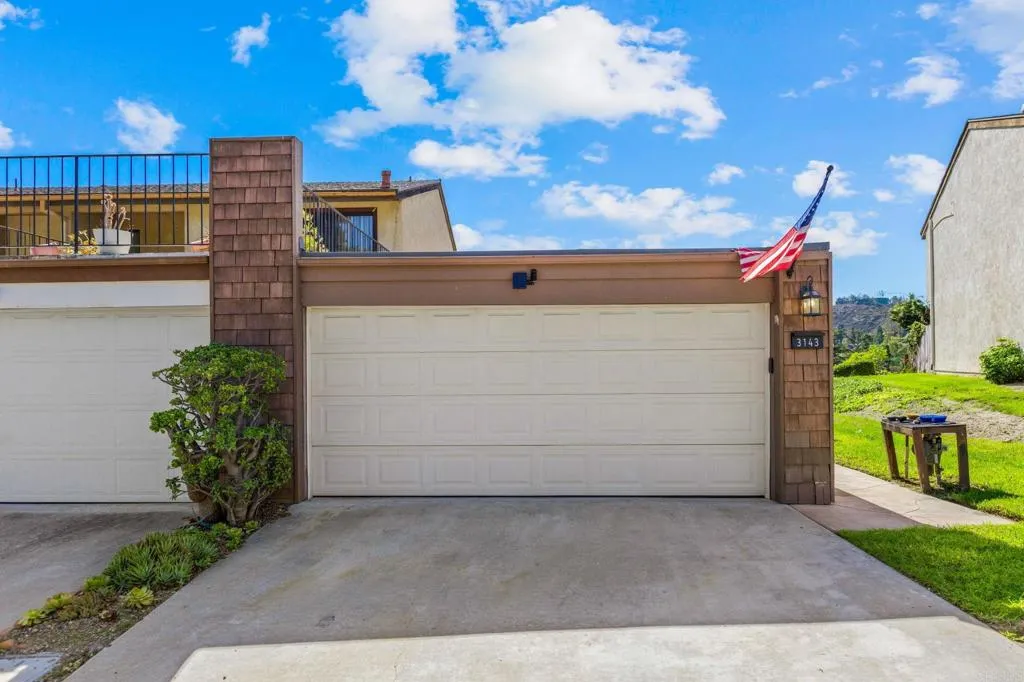 https://cdn.realtyfeed.com/cdn/127/307103667/c5a3eb8fb727e7abf11782afa73c83c1.webp
