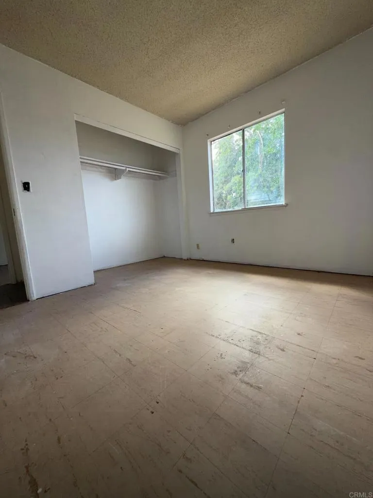https://cdn.realtyfeed.com/cdn/127/307103706/08c3dcdf06e4cb9697429d3986120cc1.webp
