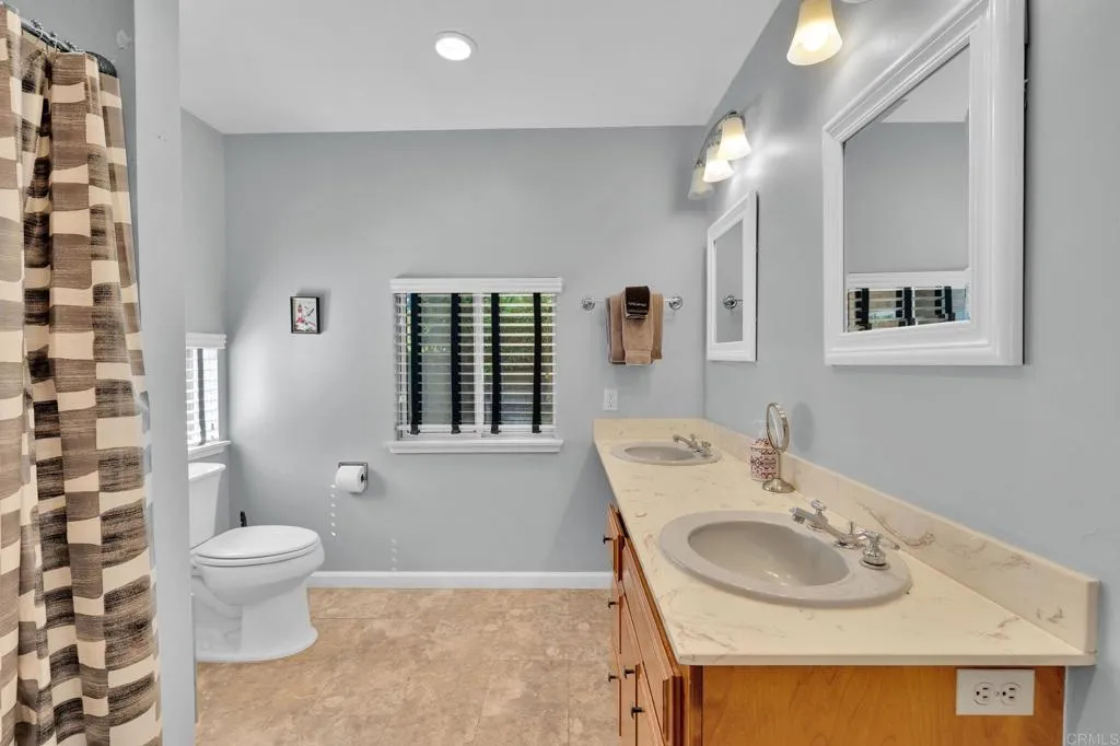 https://cdn.realtyfeed.com/cdn/127/307103754/672dbb9dbb024e520873f71eced1e552.webp