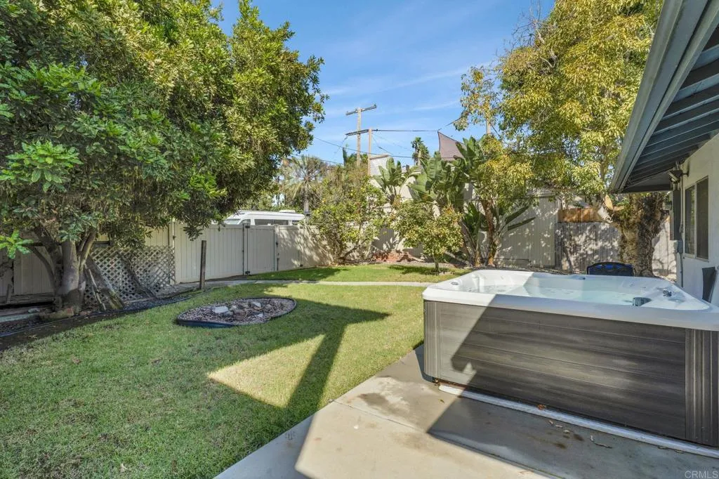 https://cdn.realtyfeed.com/cdn/127/307103754/77134ecf0e294616e33b8e0313bd66dc.webp
