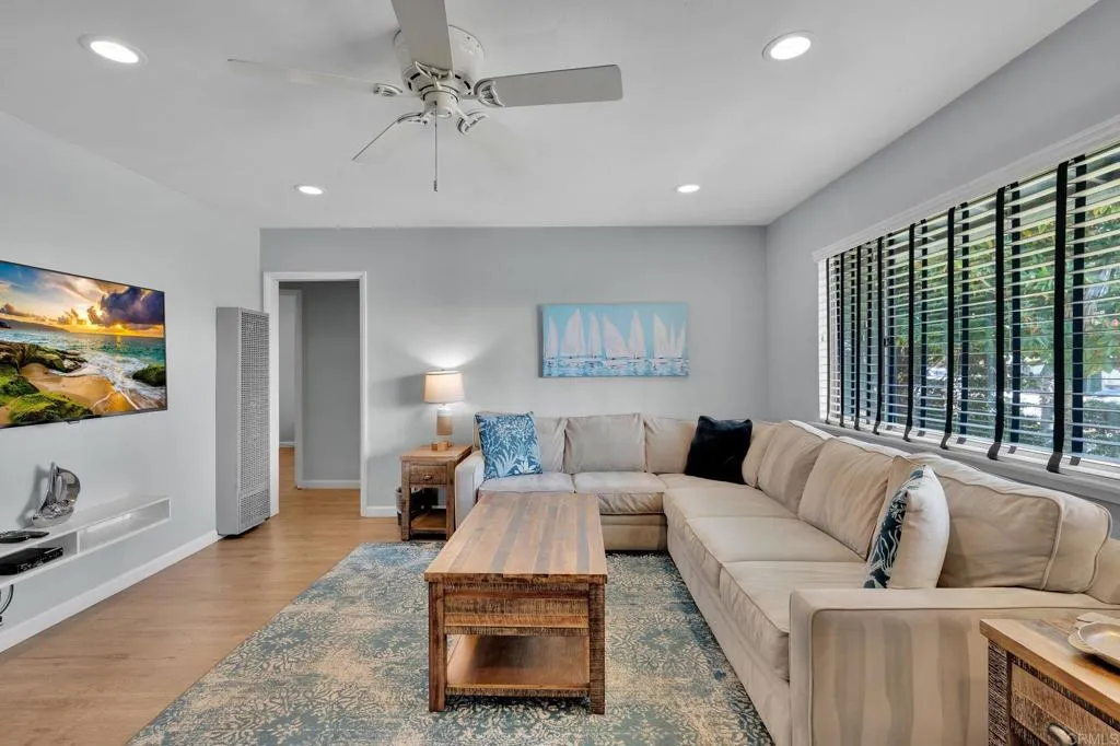 https://cdn.realtyfeed.com/cdn/127/307103754/94f265c22b58fd15c3f979eec08295e5.webp