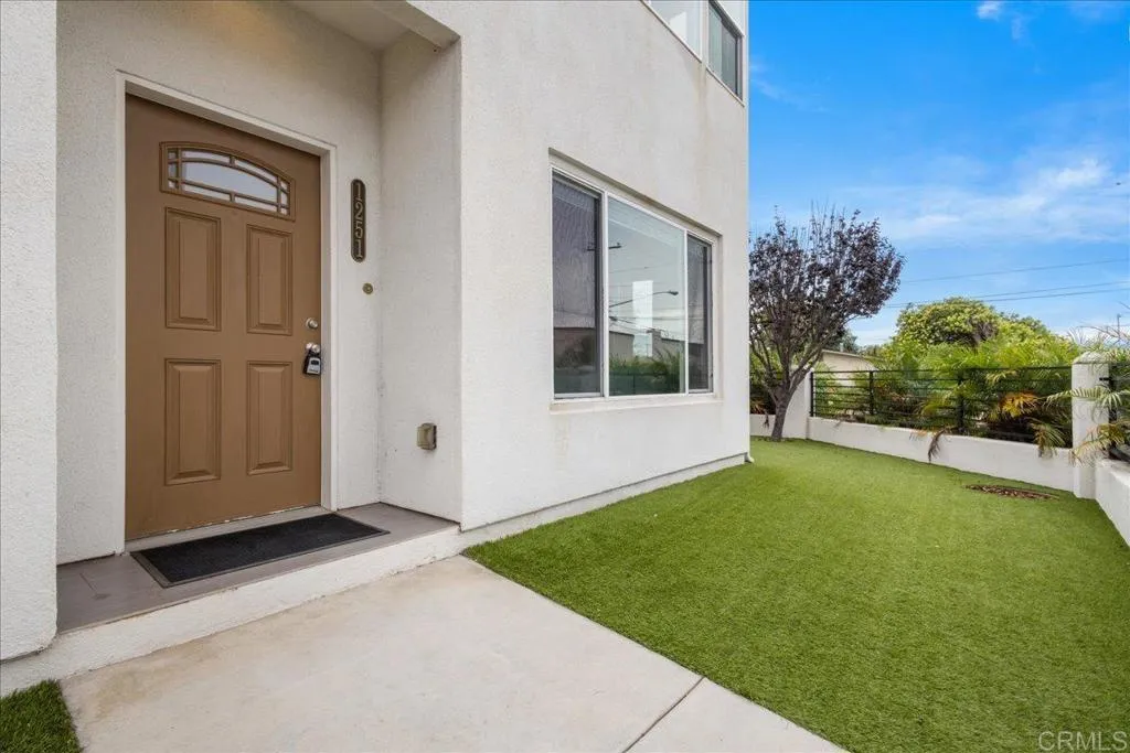 1251 Cypress Avenue, Imperial Beach, CA 91932 1251 Cypress Avenue, Imperial Beach, CA 91932