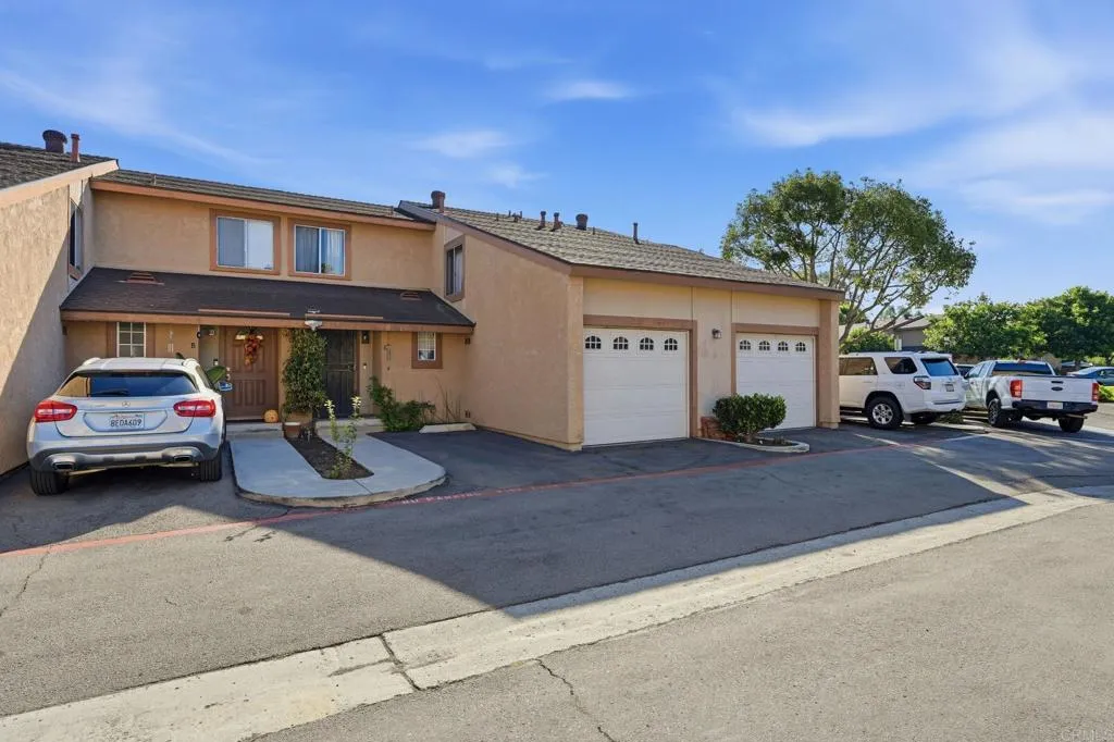 2040 Cerrissa Court, #C, San Diego, CA 92154