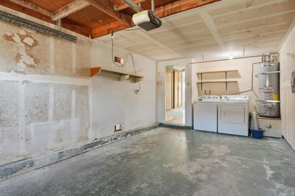 2040 Cerrissa Court, #C, San Diego, CA 92154