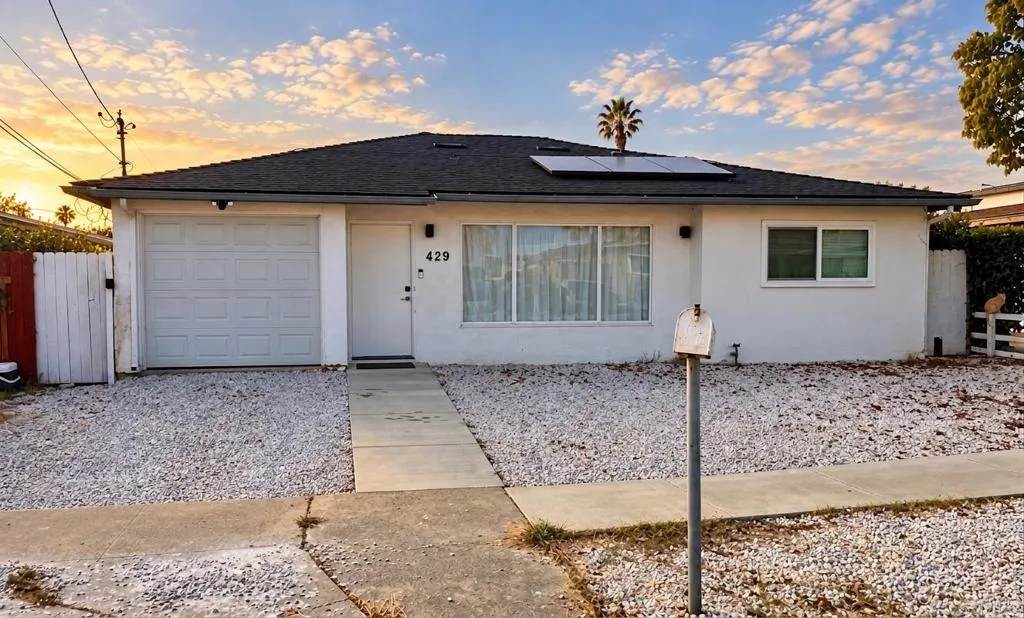 429 Garfield Street, Oceanside, CA 92054 429 Garfield Street, Oceanside, CA 92054