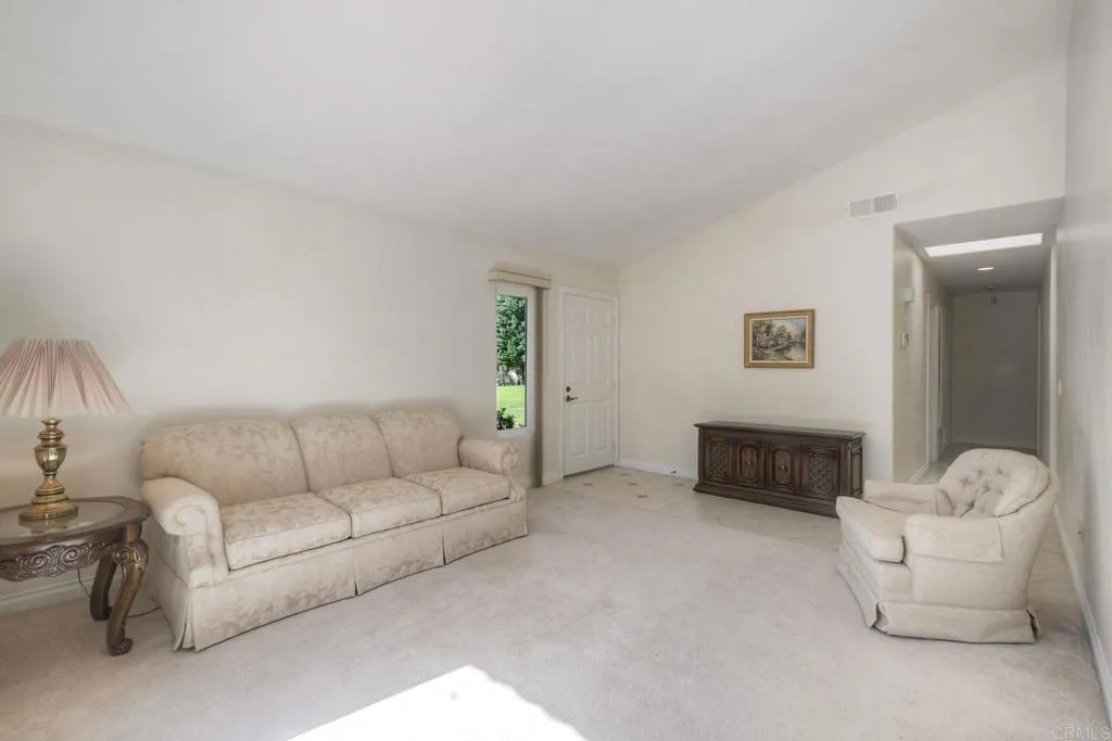 2702 Via Plato, Carlsbad, CA 92010