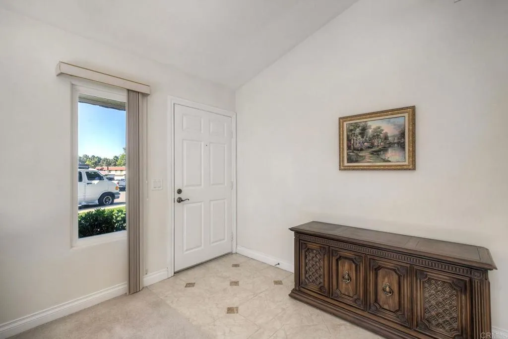 2702 Via Plato, Carlsbad, CA 92010