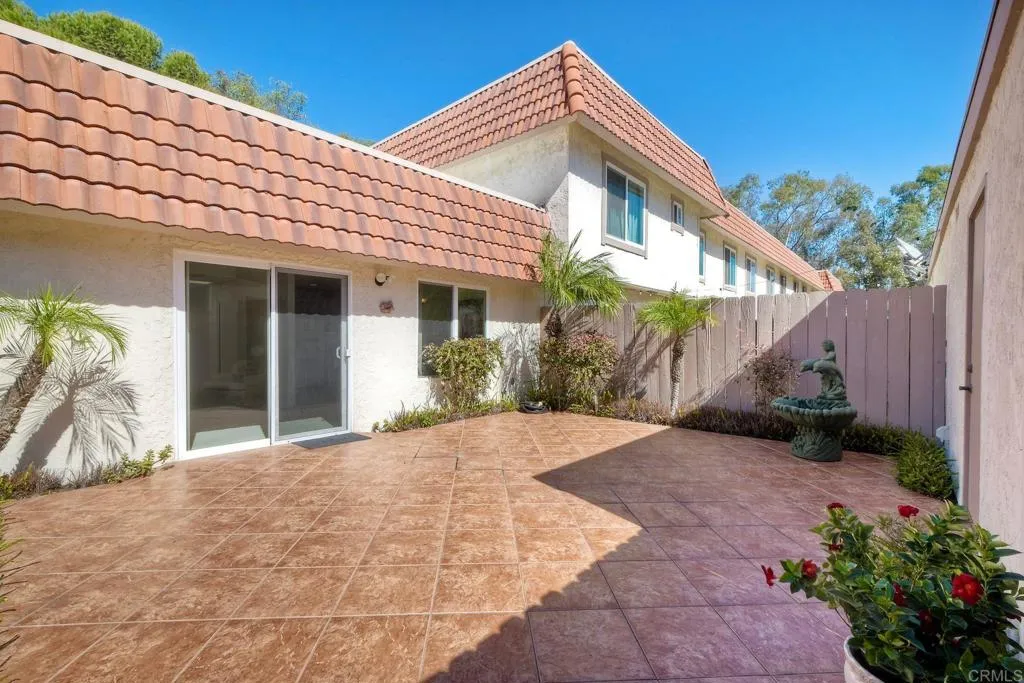 2702 Via Plato, Carlsbad, CA 92010