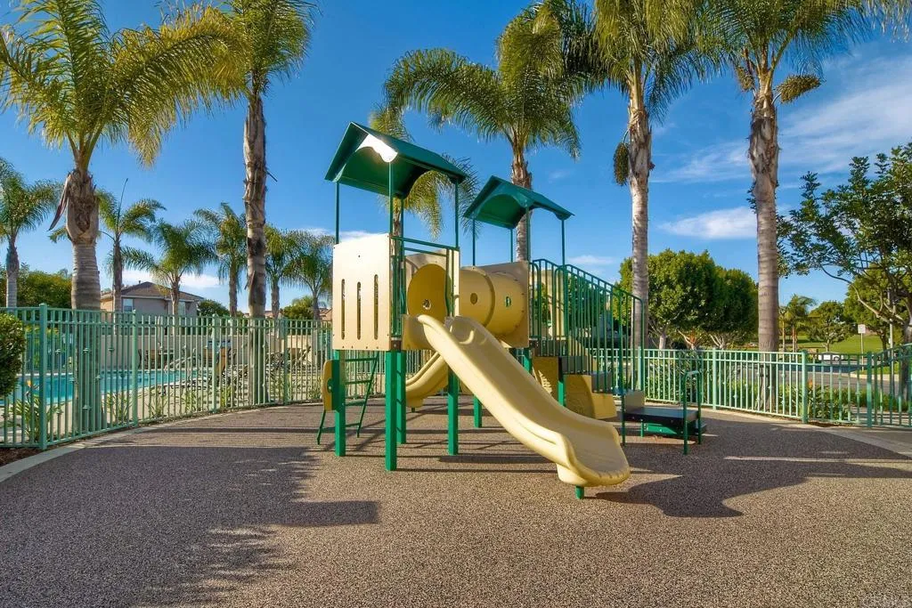 2702 Via Plato, Carlsbad, CA 92010