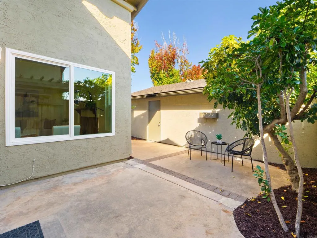 631 Persimmon Way, Oceanside, CA 92058