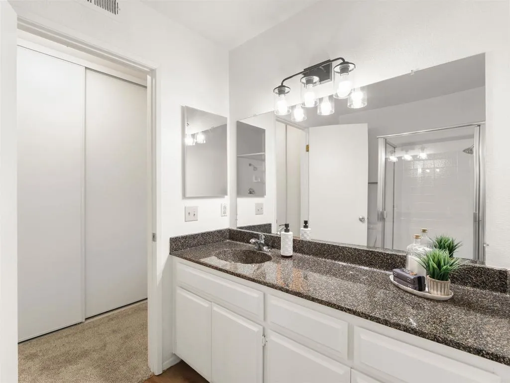 631 Persimmon Way, Oceanside, CA 92058
