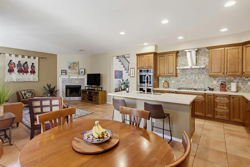 2565 High Trail Court, Chula Vista, CA 91914