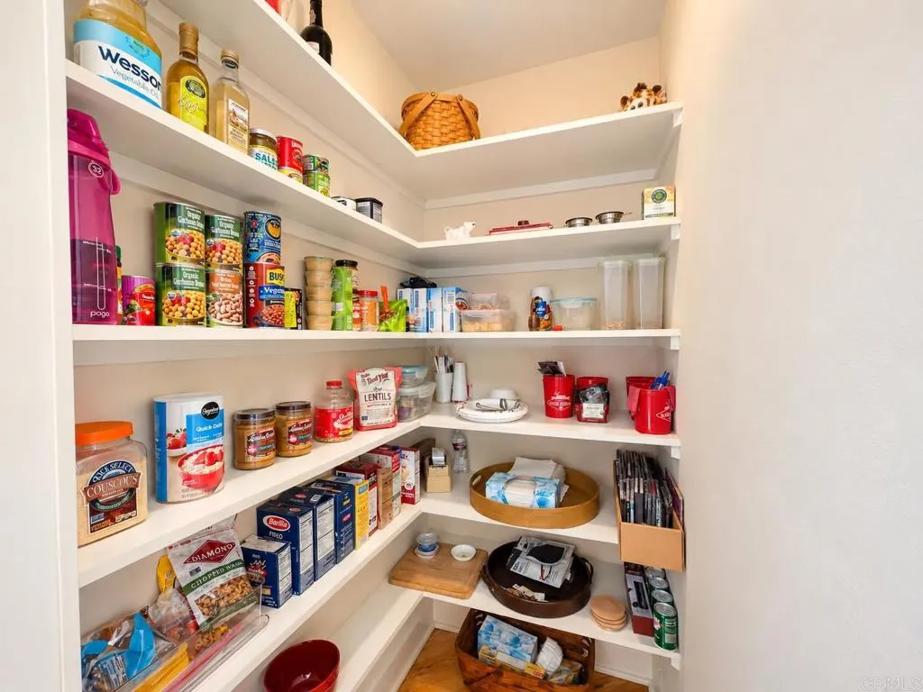 https://cdn.realtyfeed.com/cdn/127/307104158/25a972bd8fc50b2385f13eed93fd27c9.webp