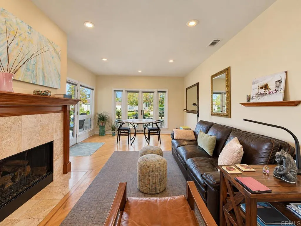 https://cdn.realtyfeed.com/cdn/127/307104158/3cf798fdb15dea66be28efe89bbbfb26.webp