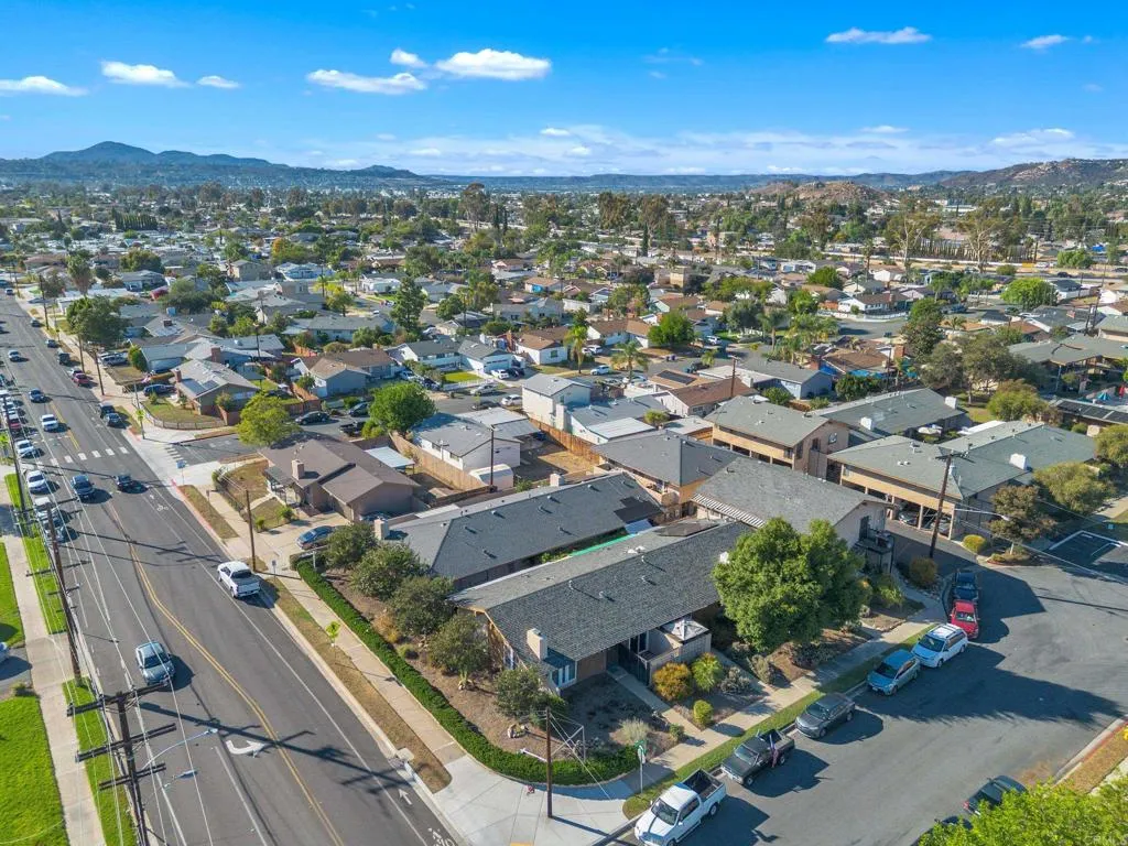1244 E Madison Ave, #A, El Cajon, CA 92021 1244 E Madison Ave, #A, El Cajon, CA 92021
