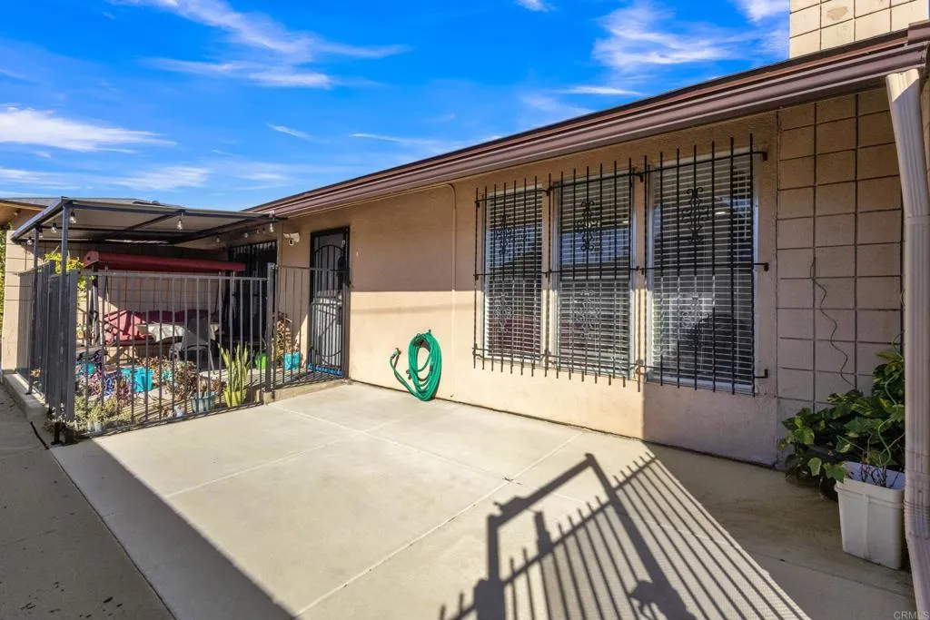 1244 E Madison Ave, #A, El Cajon, CA 92021 1244 E Madison Ave, #A, El Cajon, CA 92021