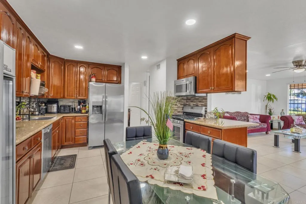1244 E Madison Ave, #A, El Cajon, CA 92021 1244 E Madison Ave, #A, El Cajon, CA 92021