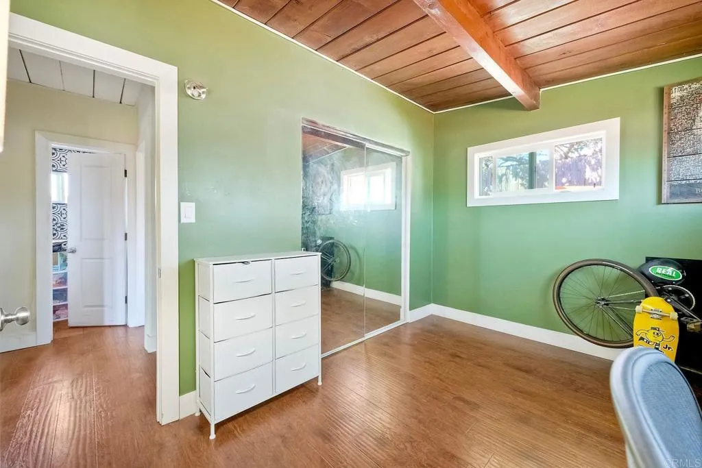 Second bedroom