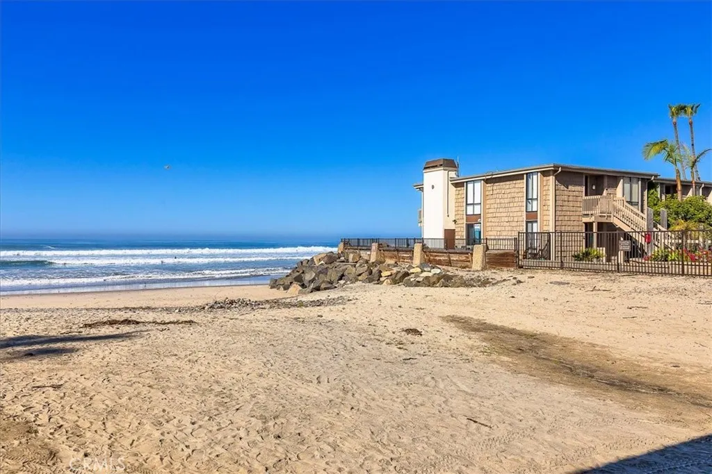 https://cdn.realtyfeed.com/cdn/127/307104214/c899eaf40d011a0f1fe729853fbfd5ae.webp