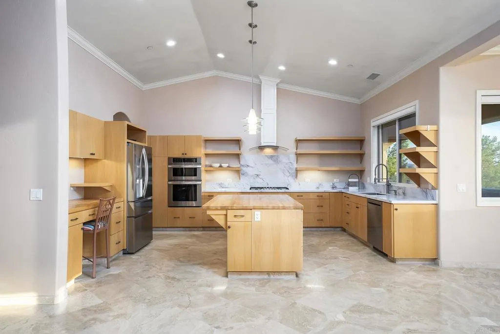 23648 OLD RANCH RD, Alpine, CA 91901 23648 OLD RANCH RD, Alpine, CA 91901