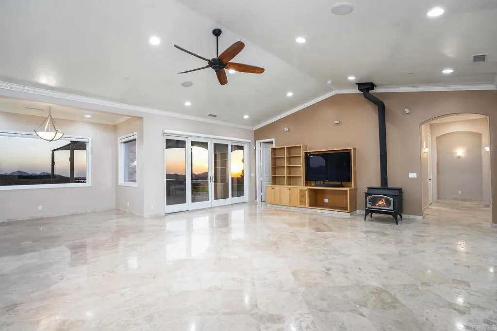 23648 OLD RANCH RD, Alpine, CA 91901 23648 OLD RANCH RD, Alpine, CA 91901
