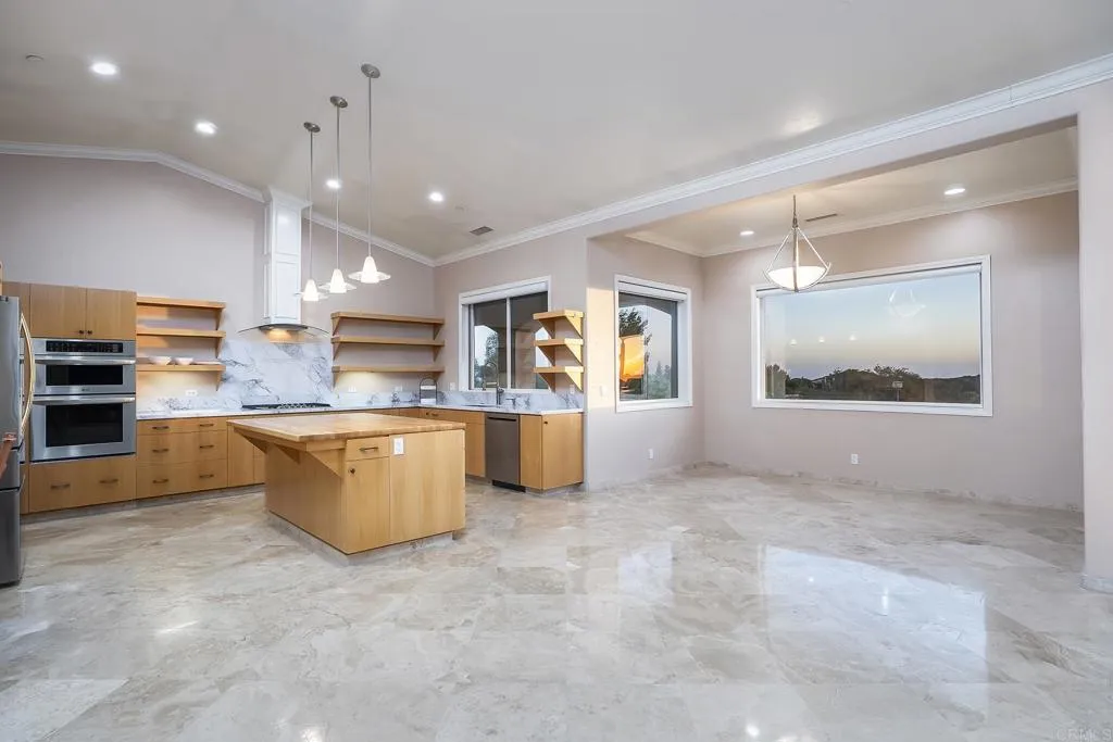 23648 OLD RANCH RD, Alpine, CA 91901 23648 OLD RANCH RD, Alpine, CA 91901