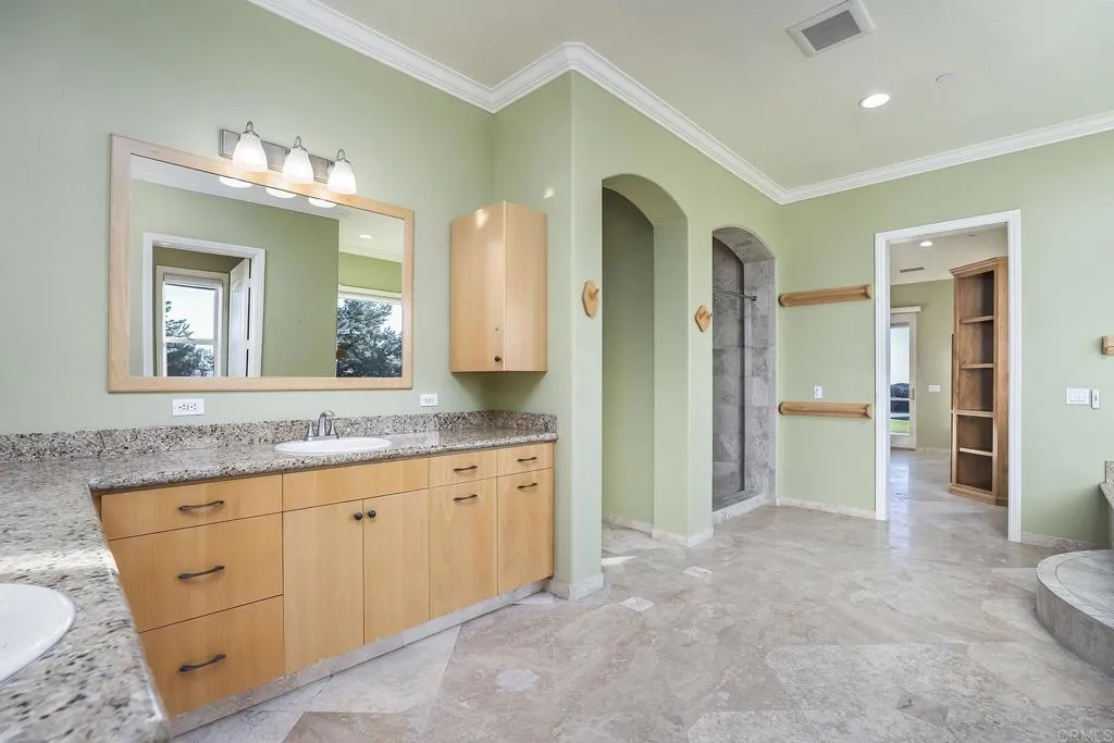 23648 OLD RANCH RD, Alpine, CA 91901 23648 OLD RANCH RD, Alpine, CA 91901