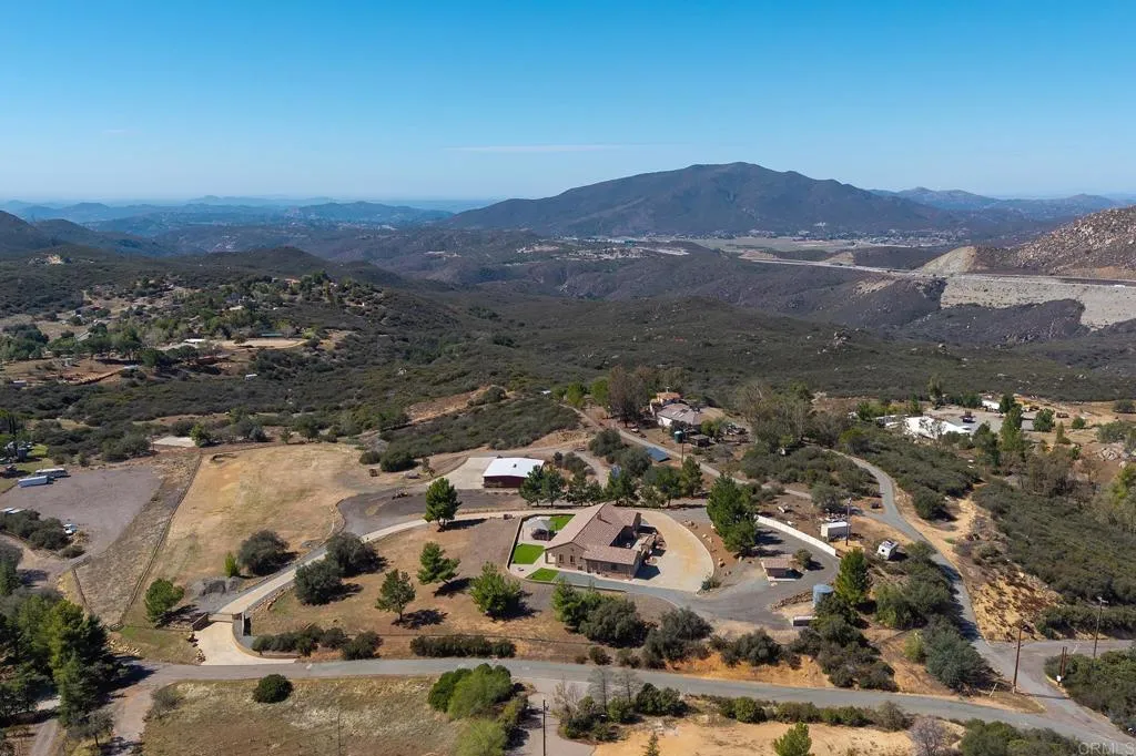 23648 OLD RANCH RD, Alpine, CA 91901 23648 OLD RANCH RD, Alpine, CA 91901