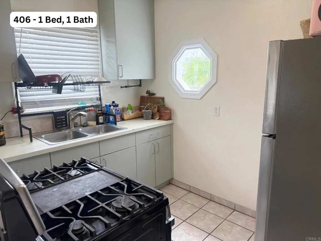 406-8 S Myers Street, Oceanside, CA 92054