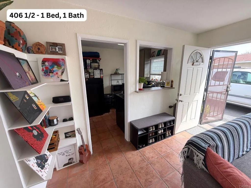 406-8 S Myers Street, Oceanside, CA 92054