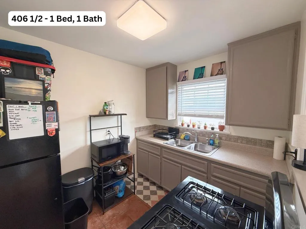 406-8 S Myers Street, Oceanside, CA 92054