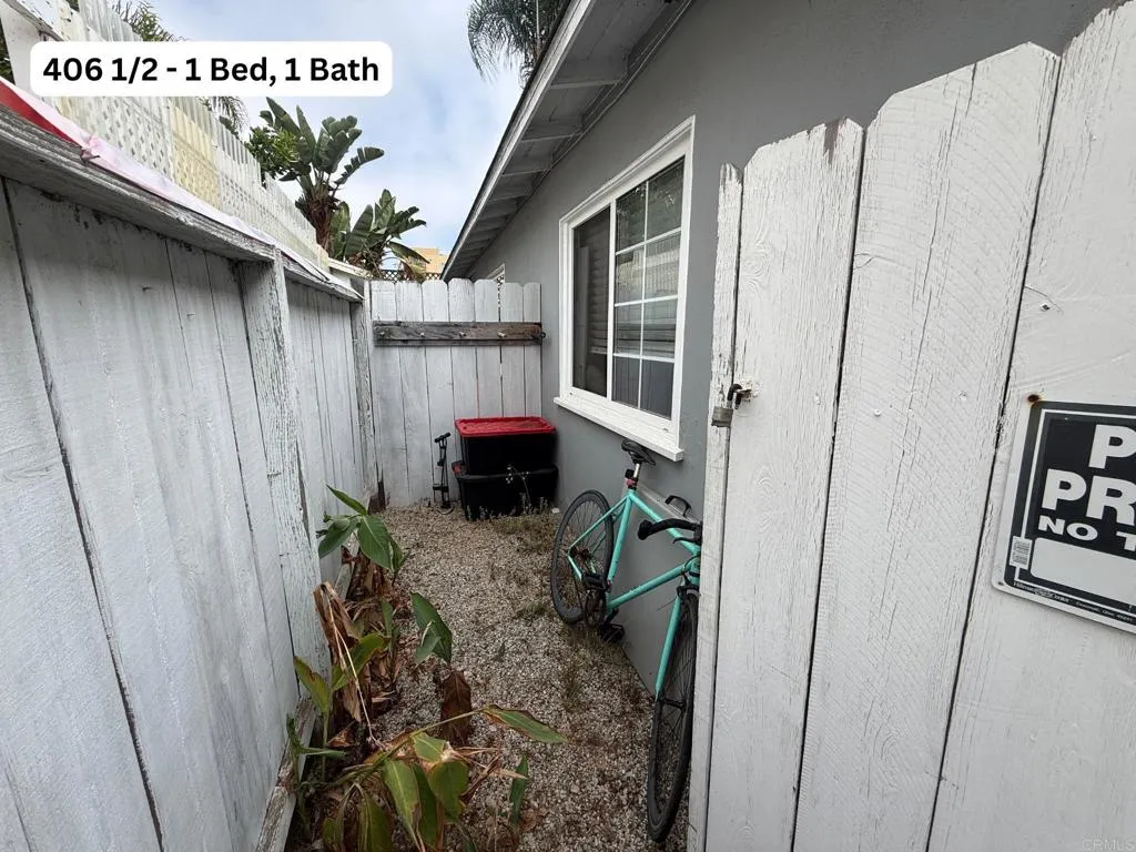 406-8 S Myers Street, Oceanside, CA 92054