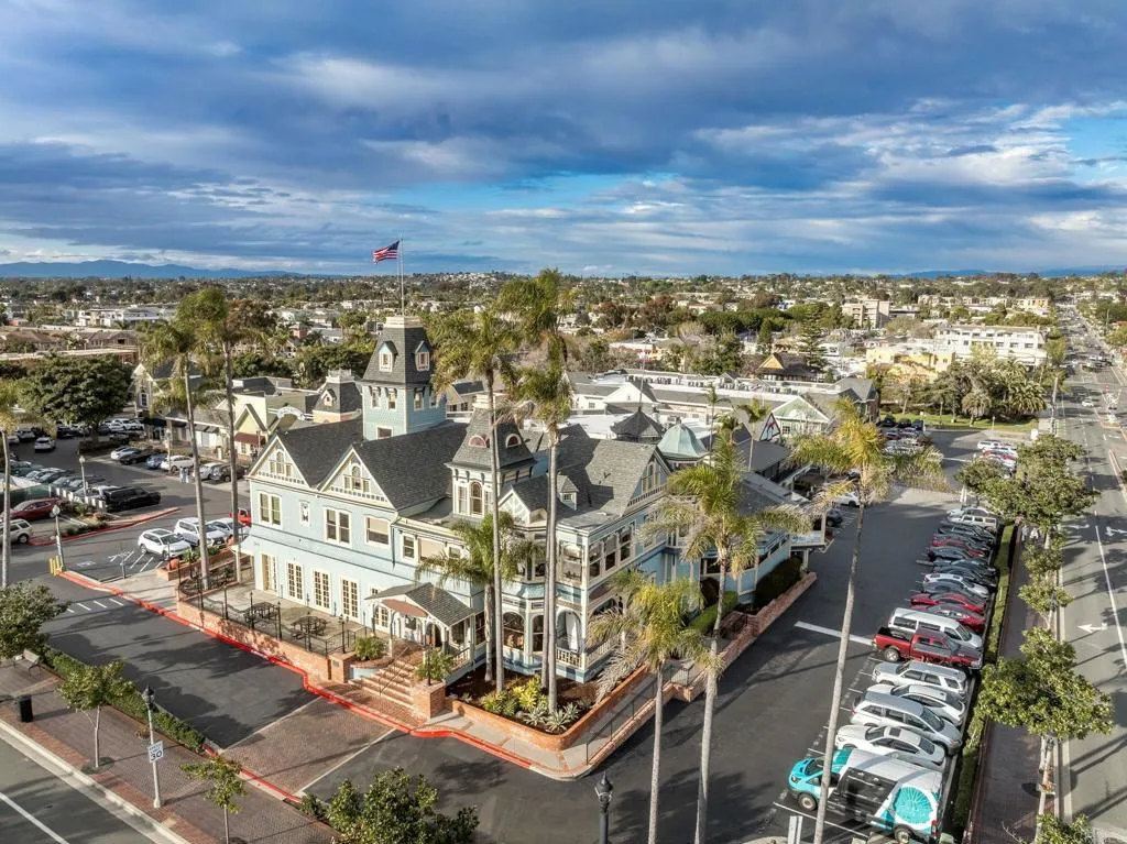 7818 Via Opuntia, Carlsbad, CA 92009 7818 Via Opuntia, Carlsbad, CA 92009
