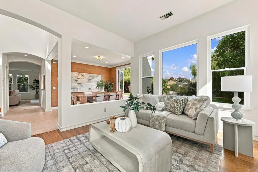 7818 Via Opuntia, Carlsbad, CA 92009 7818 Via Opuntia, Carlsbad, CA 92009