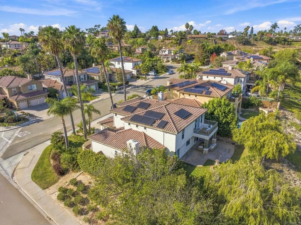 7818 Via Opuntia, Carlsbad, CA 92009 7818 Via Opuntia, Carlsbad, CA 92009