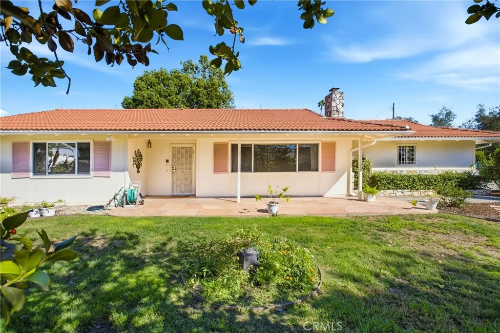 https://cdn.realtyfeed.com/cdn/127/307104371/06c239c17b8397fd240dd9d12192c06d.webp
