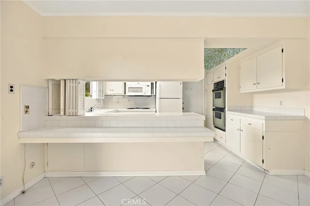 https://cdn.realtyfeed.com/cdn/127/307104371/157b79310d61aee1f71c5c7b90cc32f0.webp