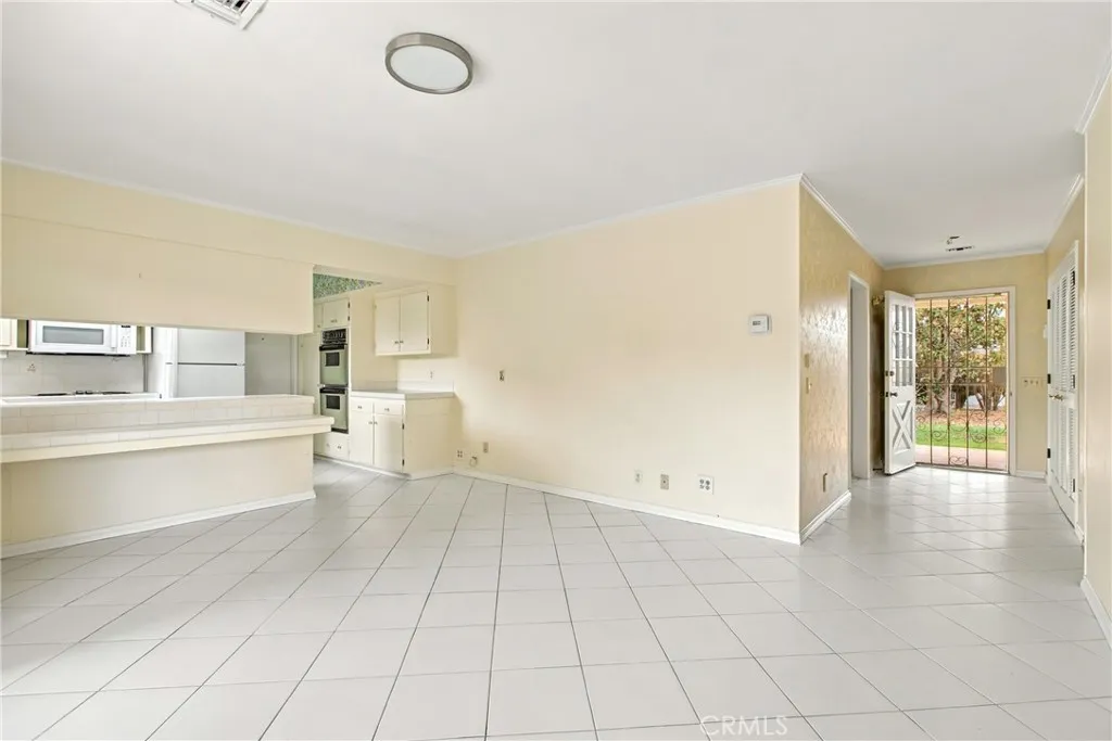 https://cdn.realtyfeed.com/cdn/127/307104371/c1444273d712a6edc1424fad75d0a15d.webp