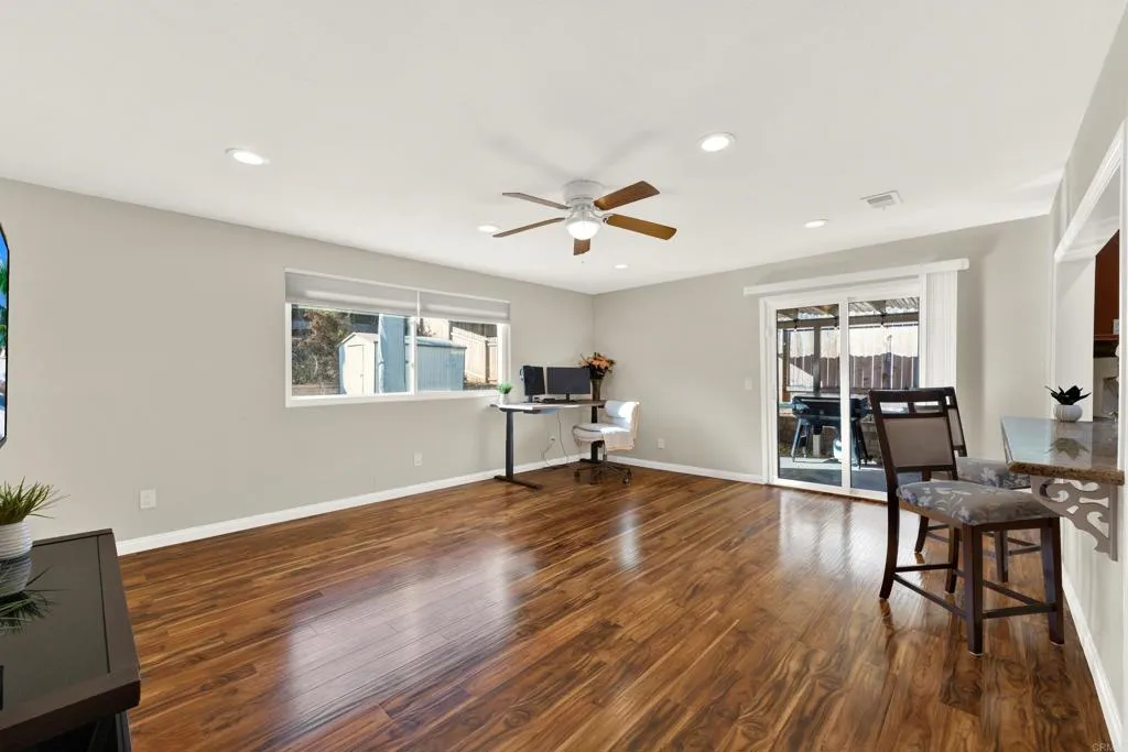 10432 Timberlane Way, Santee, CA 92071